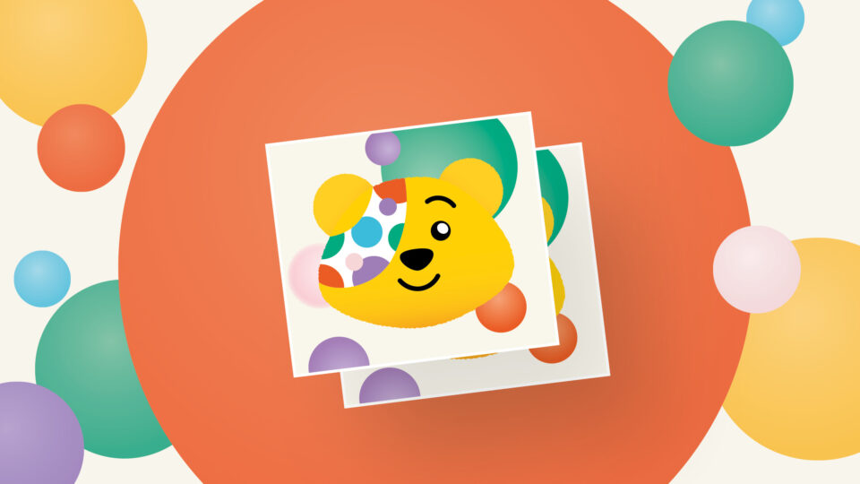 A Square Pudsey head that be used to create cake flags